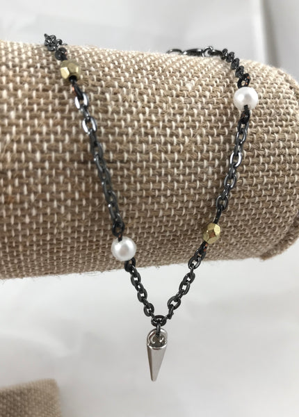 Edgy Elegance (Necklace, Bracelet, & Earring Set)